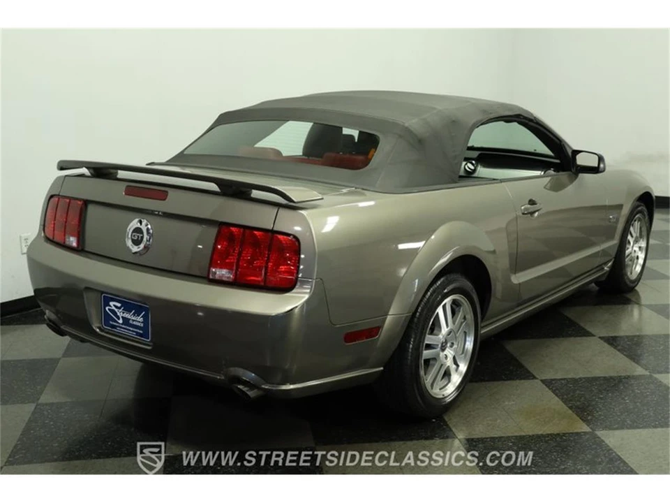 2005 Ford S197 Mustang - Image 11 of 31