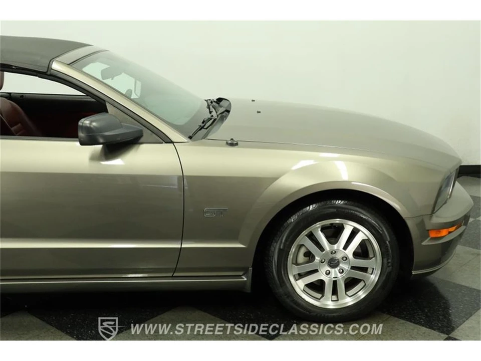 2005 Ford S197 Mustang - Image 29 of 31