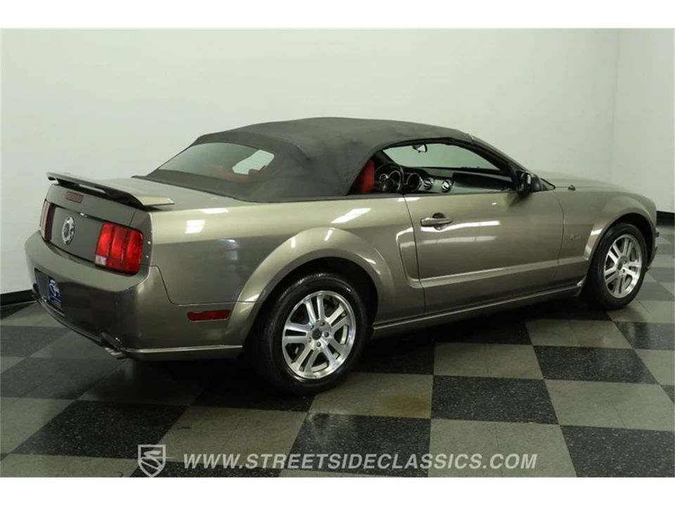 2005 Ford S197 Mustang - Image 12 of 31