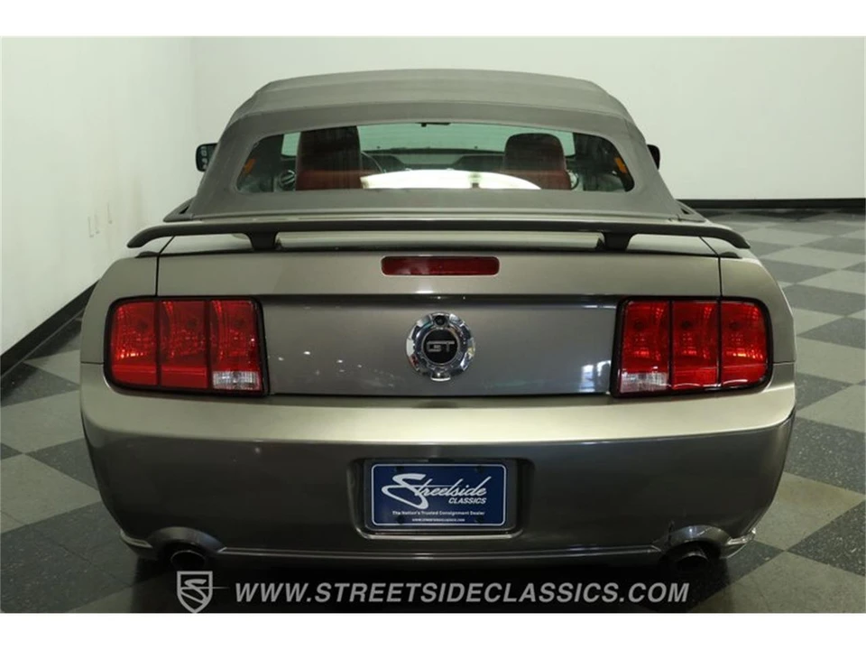 2005 Ford S197 Mustang - Image 9 of 31