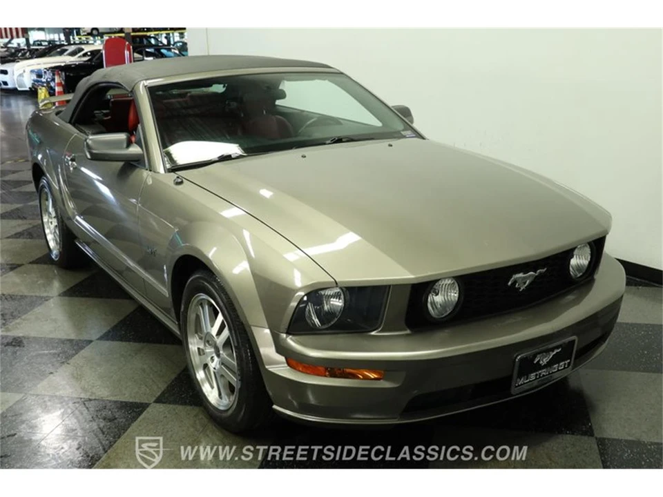 2005 Ford S197 Mustang - Image 15 of 31