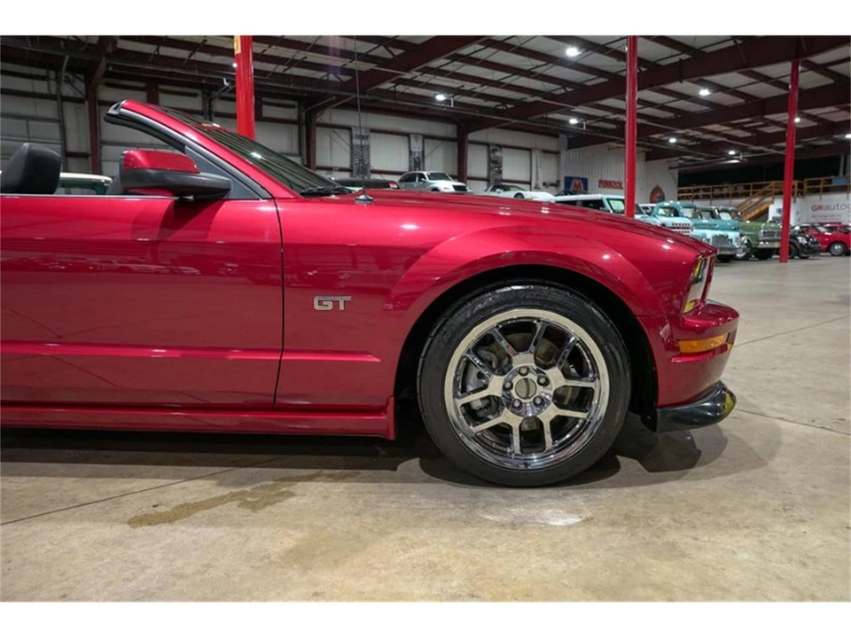 2005 Ford S197 Mustang - Image 11 of 31