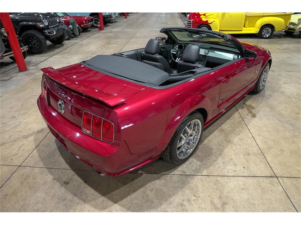 2005 Ford S197 Mustang - Image 17 of 31