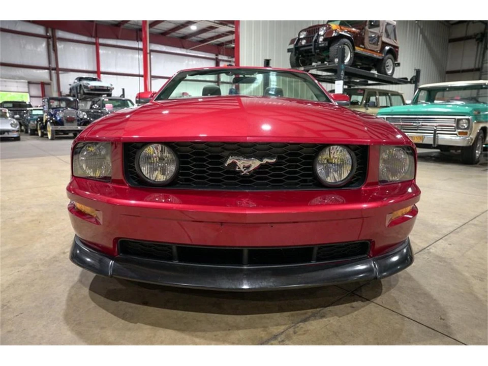 2005 Ford S197 Mustang - Image 13 of 31