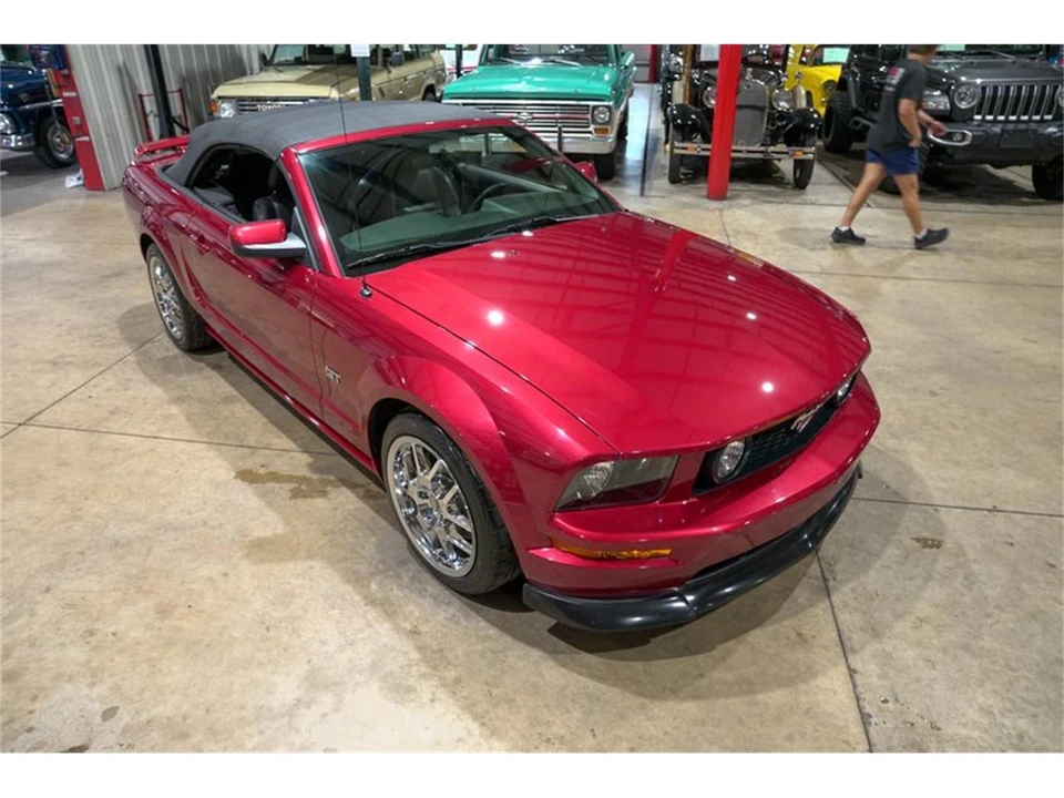 2005 Ford S197 Mustang - Image 28 of 31