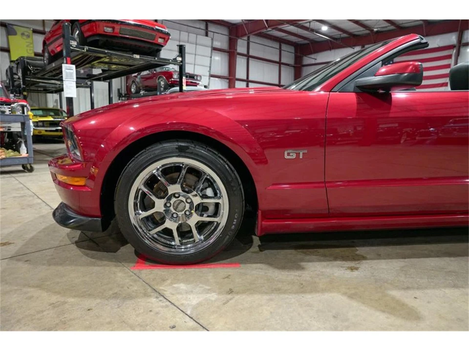 2005 Ford S197 Mustang - Image 3 of 31