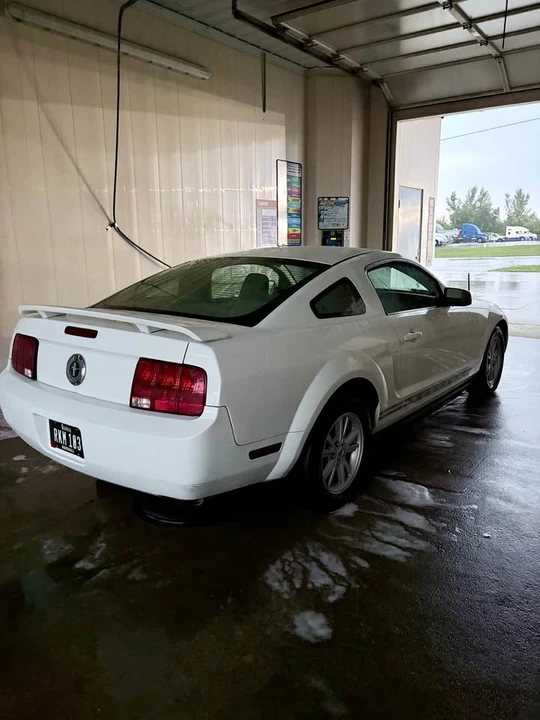 2005 Ford S197 Mustang - Image 9 of 20