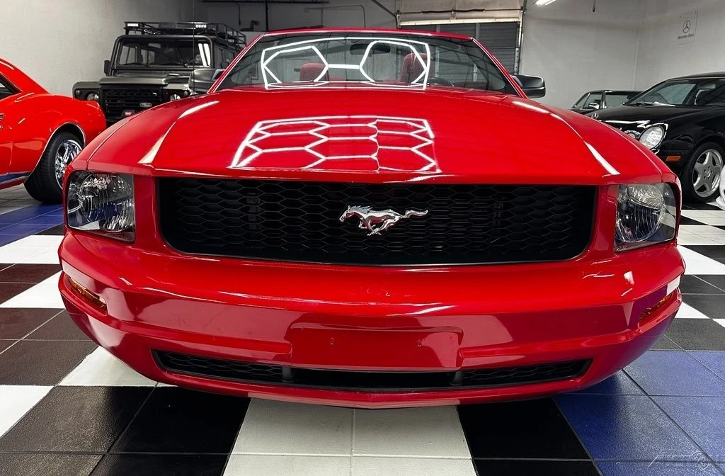 2005 Ford S197 Mustang - Image 5 of 24