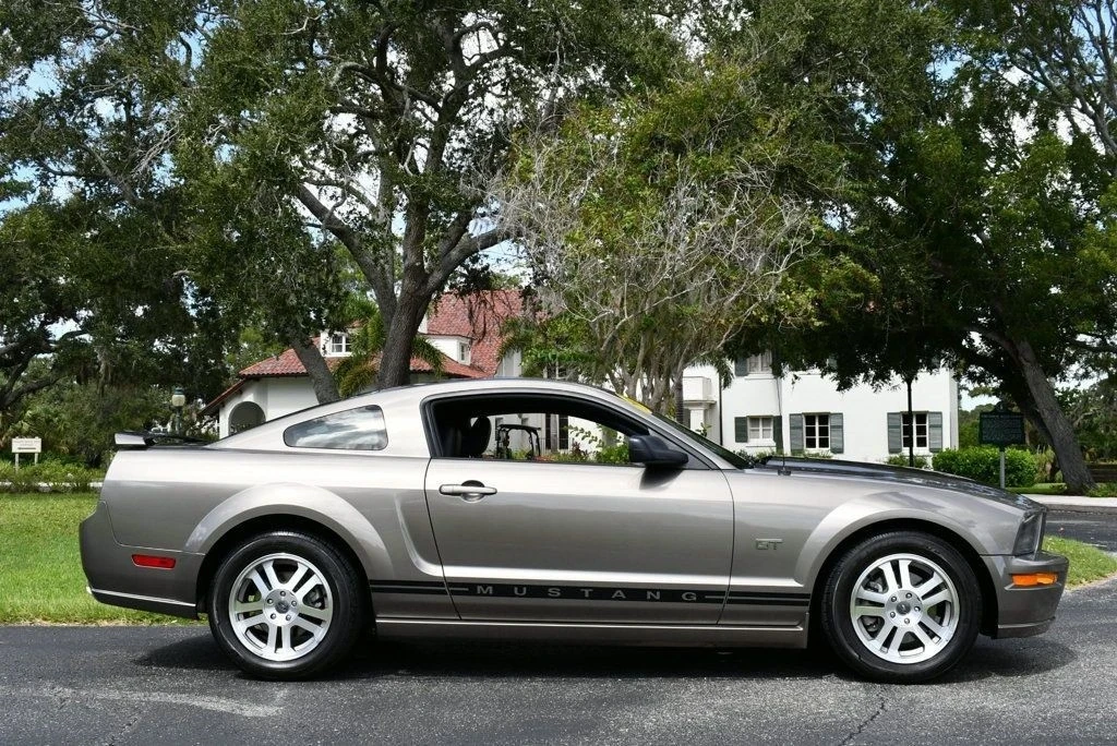 2005 Ford S197 Mustang - Image 7 of 12