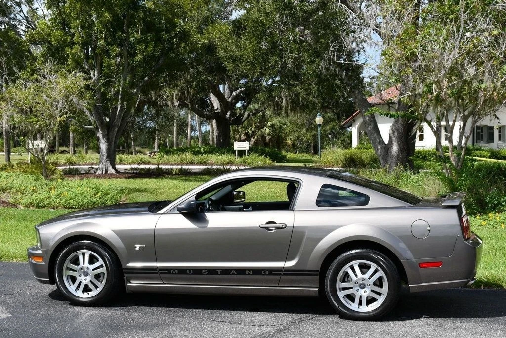 2005 Ford S197 Mustang - Image 4 of 12