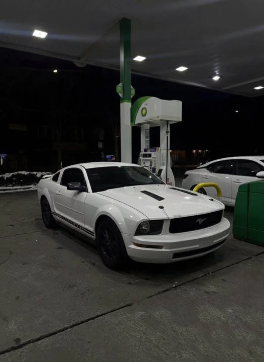 2005 Ford S197 Mustang - Image 2 of 4