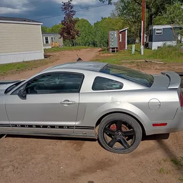 2005 Ford Mustang Base