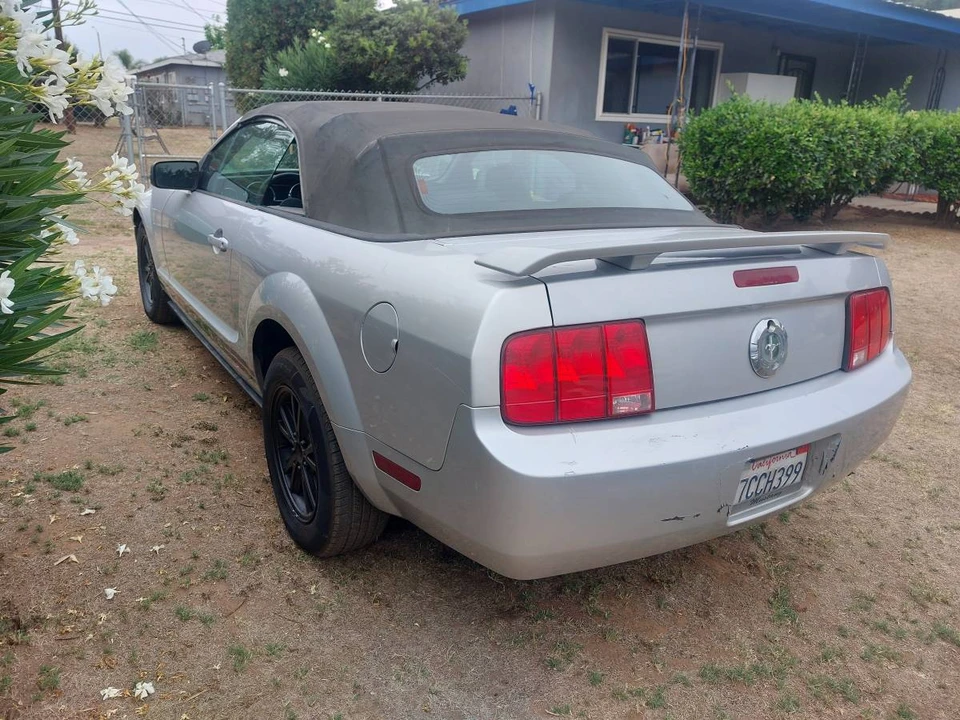 2005 Ford S197 Mustang - Image 7 of 15