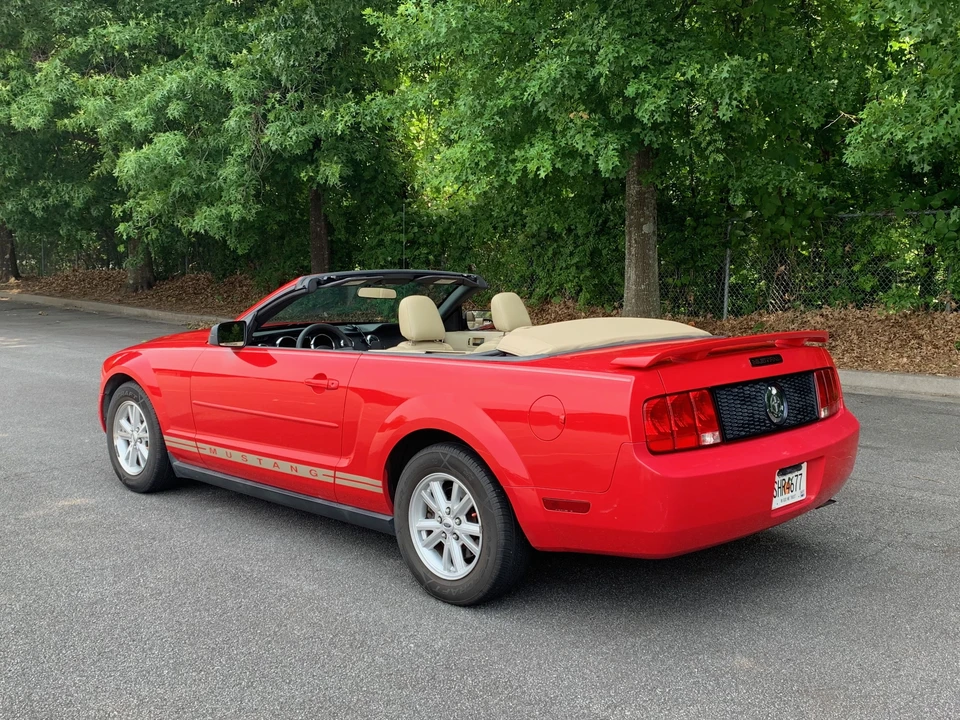 2005 Ford S197 Mustang - Image 5 of 31