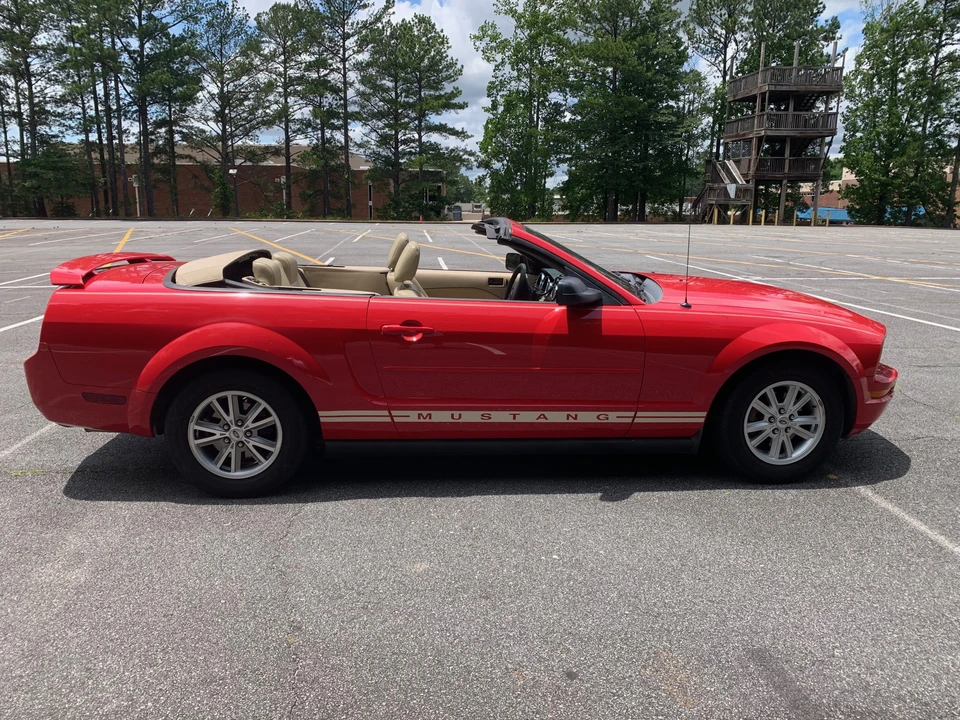 2005 Ford S197 Mustang - Image 11 of 31