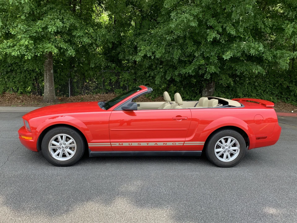 2005 Ford S197 Mustang - Image 3 of 31