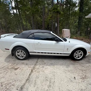 2005 Ford Mustang Convertible