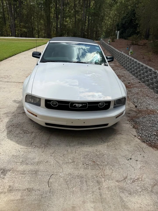 2005 Ford S197 Mustang - Image 2 of 11