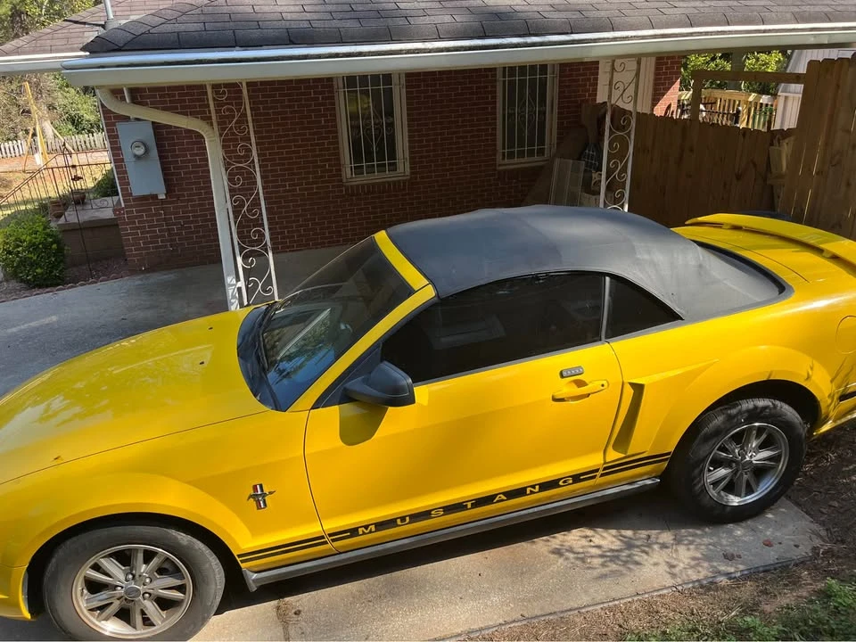 2005 Ford S197 Mustang - Image 2 of 11