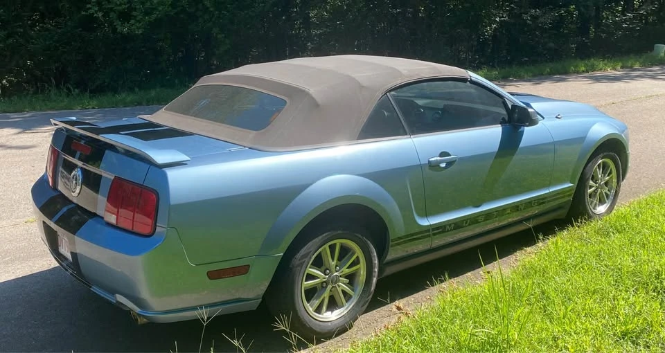 2005 Ford S197 Mustang - Image 5 of 11