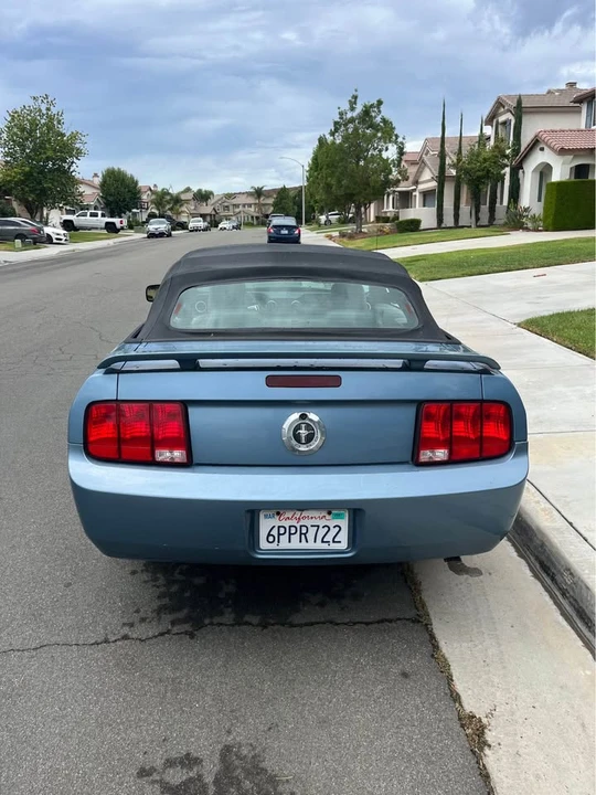 2005 Ford S197 Mustang - Image 11 of 12