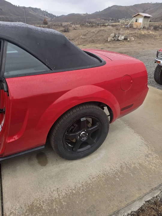 2005 Ford S197 Mustang - Image 2 of 4