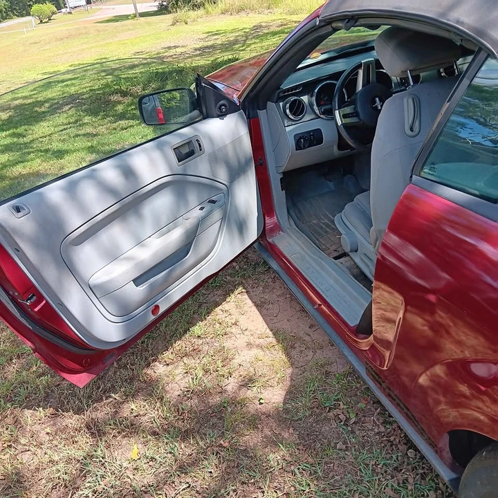 2005 Ford S197 Mustang - Image 2 of 5