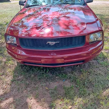 2005 Ford Mustang Convertible 2D