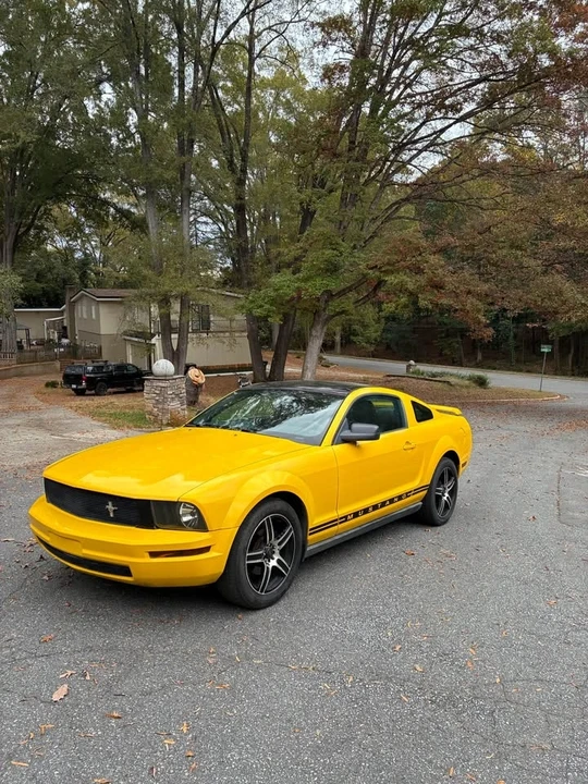 2005 Ford S197 Mustang - Image 2 of 14