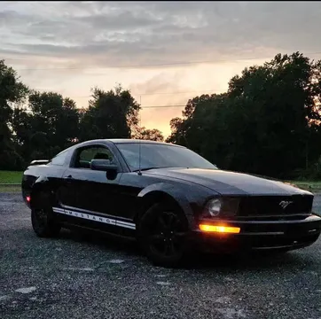 2005 Ford Mustang Coupe