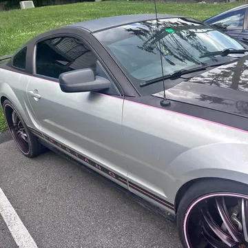 2005 Ford Mustang Coupe