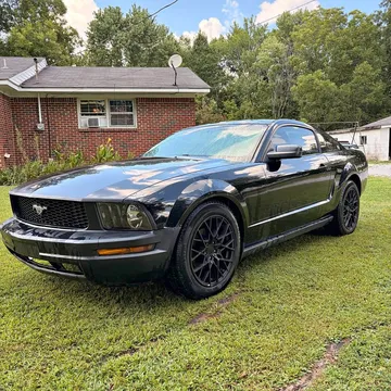2005 Ford Mustang Coupe 2D