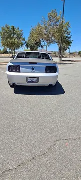2005 Ford Mustang GT Coupe