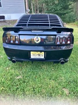 2005 Ford Mustang GT Coupe