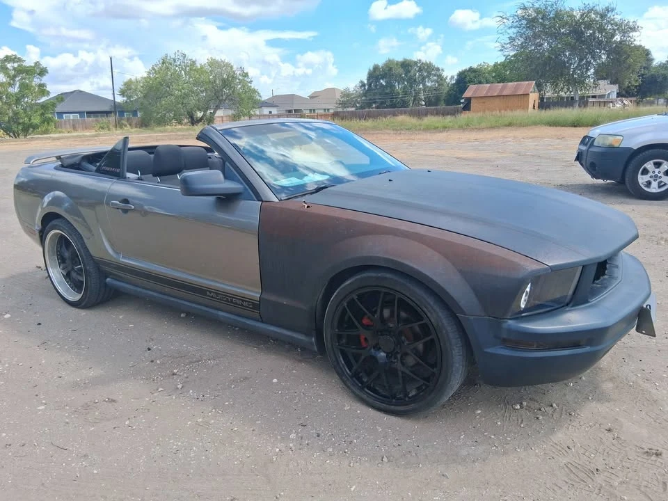 2005 Ford S197 Mustang - Image 2 of 10