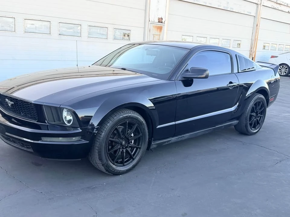 2005 Ford S197 Mustang - Image 2 of 15