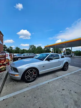 2005 Ford Mustang Coupe 2D