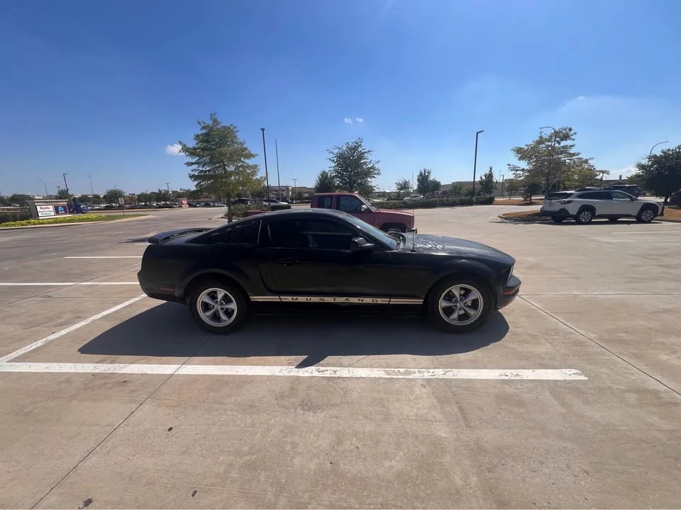 2005 Ford S197 Mustang - Image 2 of 6