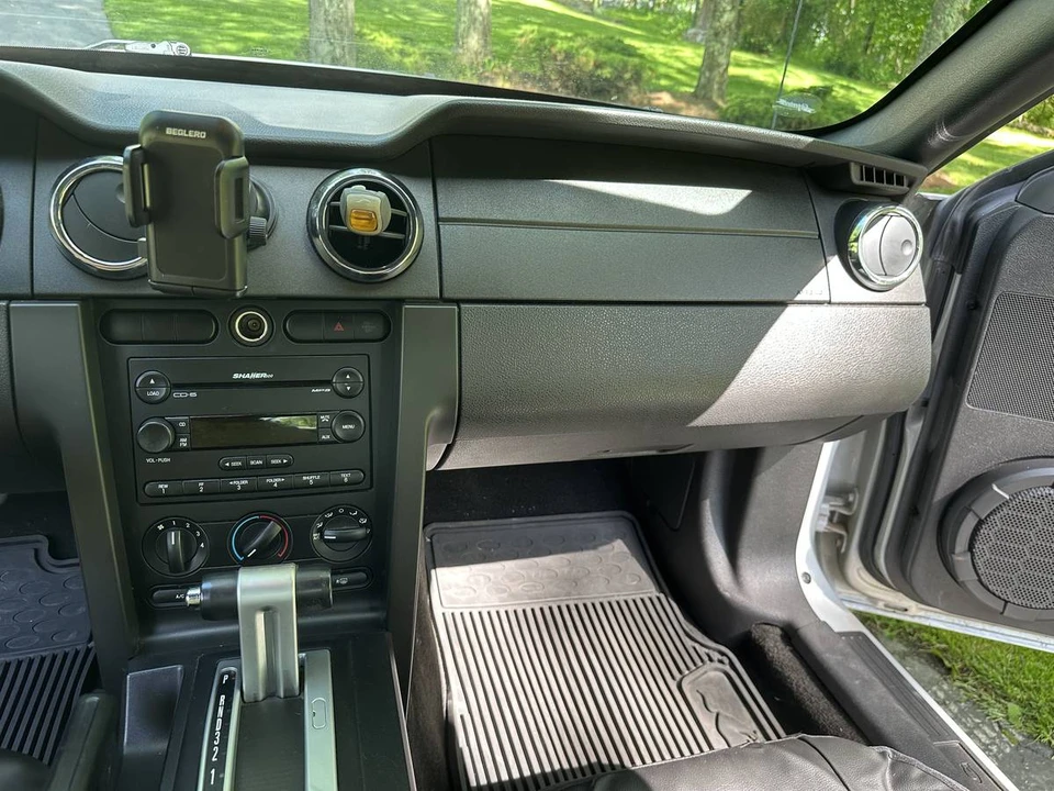 2005 Ford S197 Mustang - Image 9 of 15