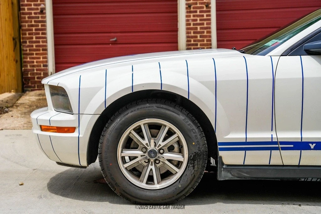 2005 Ford S197 Mustang - Image 4 of 12