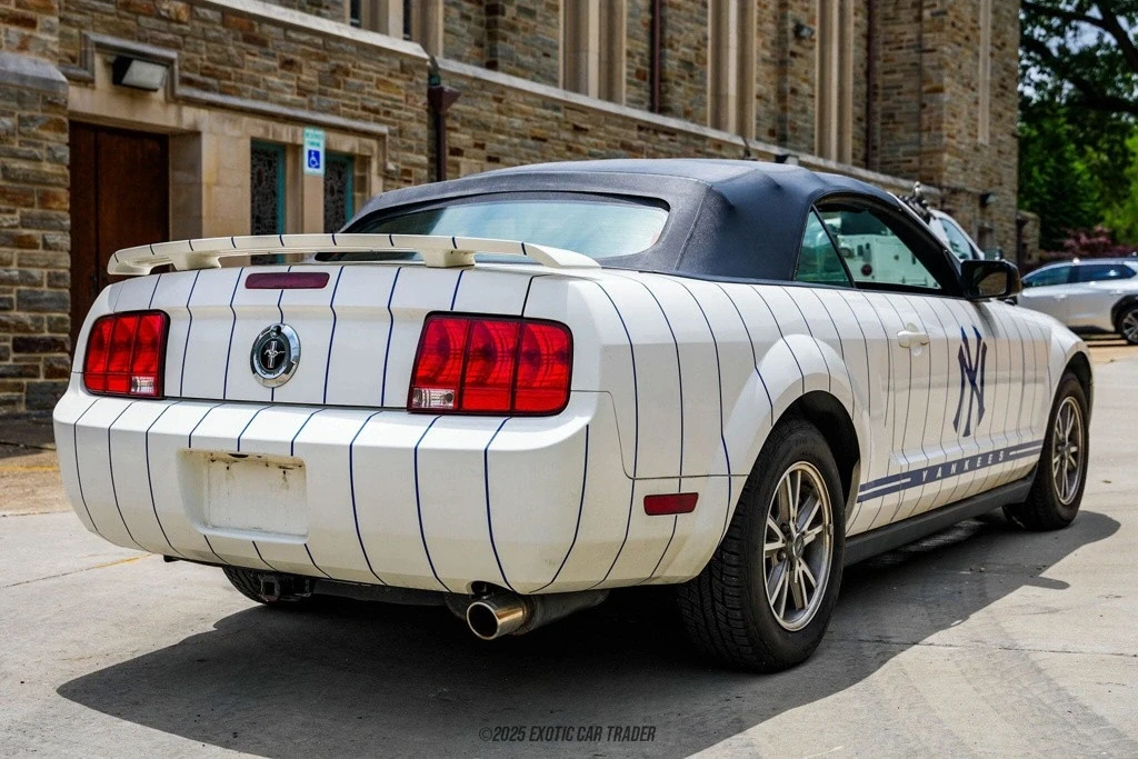 2005 Ford S197 Mustang - Image 8 of 12