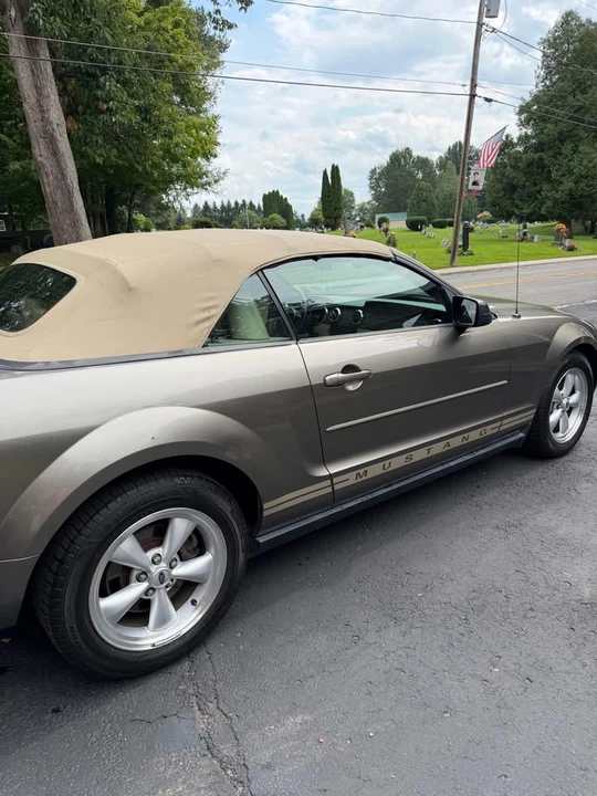 2005 Ford S197 Mustang - Image 6 of 9
