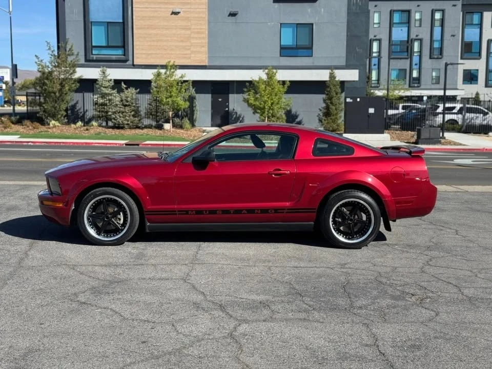 2005 Ford S197 Mustang - Image 3 of 8