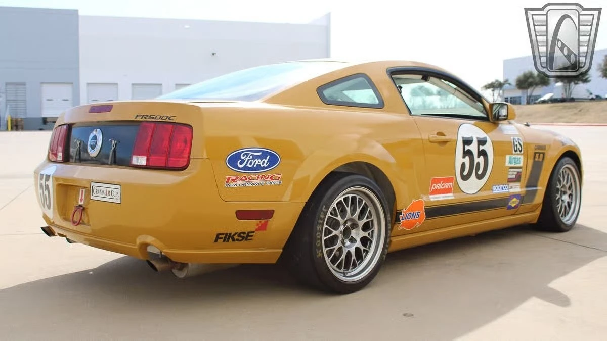 2005 Ford S197 Mustang - Image 15 of 21