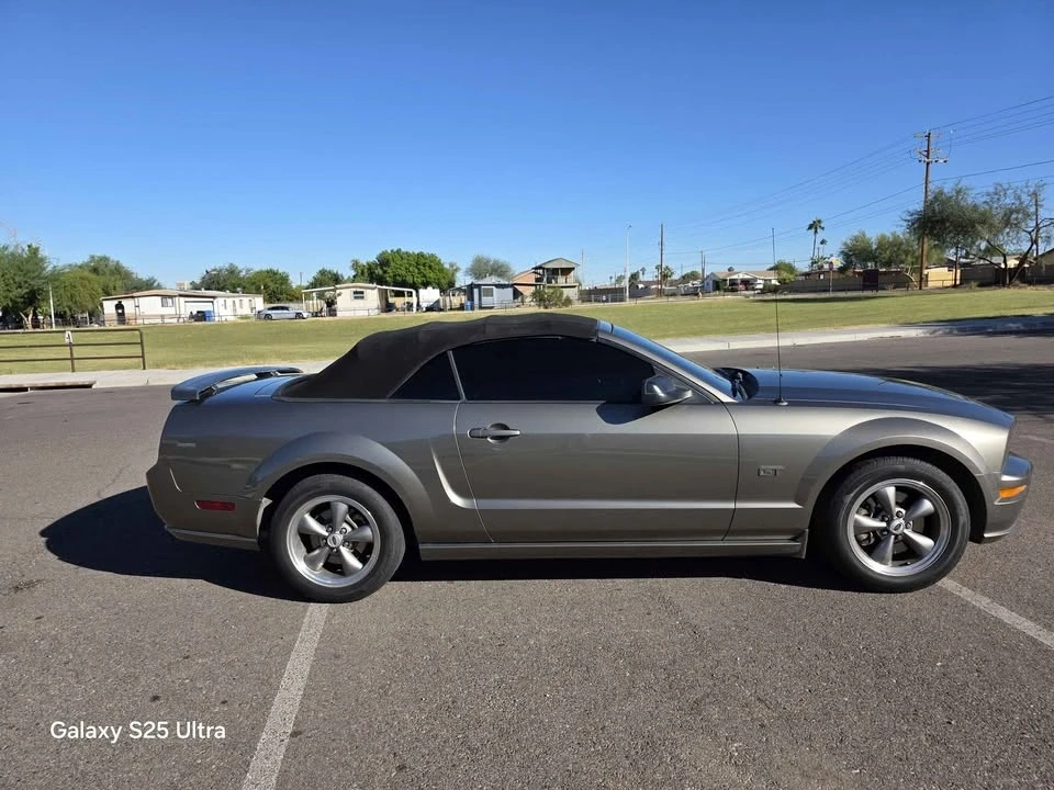 2005 Ford S197 Mustang - Image 2 of 3