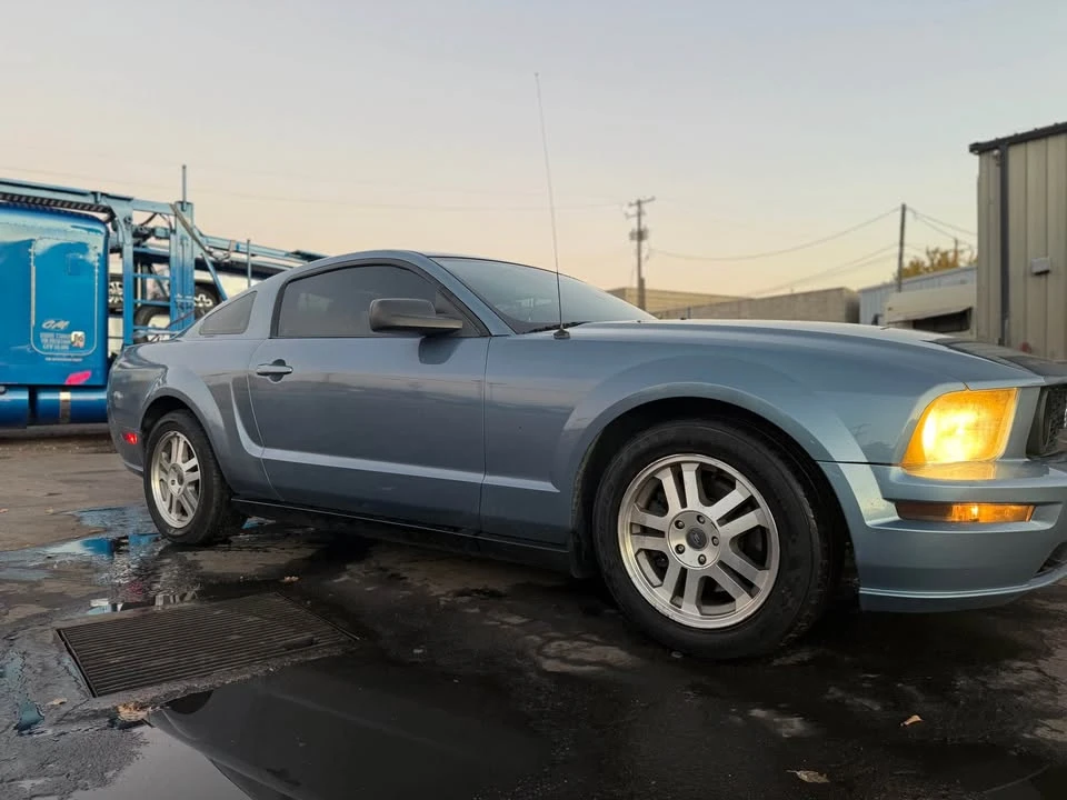 2005 Ford S197 Mustang - Image 2 of 11