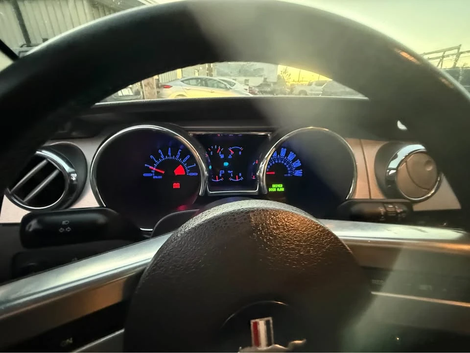 2005 Ford S197 Mustang - Image 9 of 11