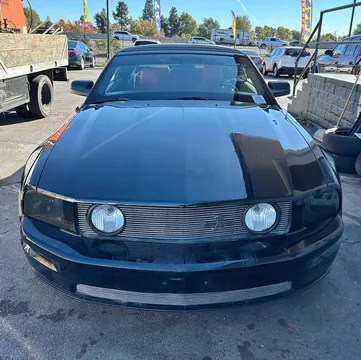 2005 Ford Mustang GT