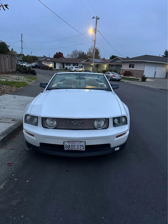 2005 Ford S197 Mustang - Image 2 of 8