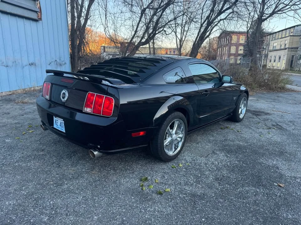 2005 Ford S197 Mustang - Image 2 of 8